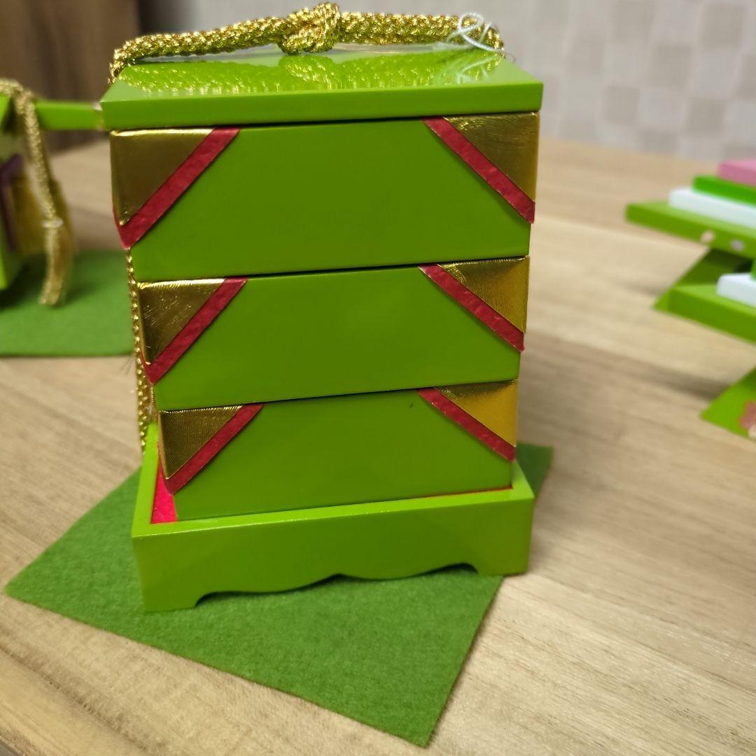 雛道具　25号　6点セット木製 抹茶色 幅60cm〜70cm前後3段用