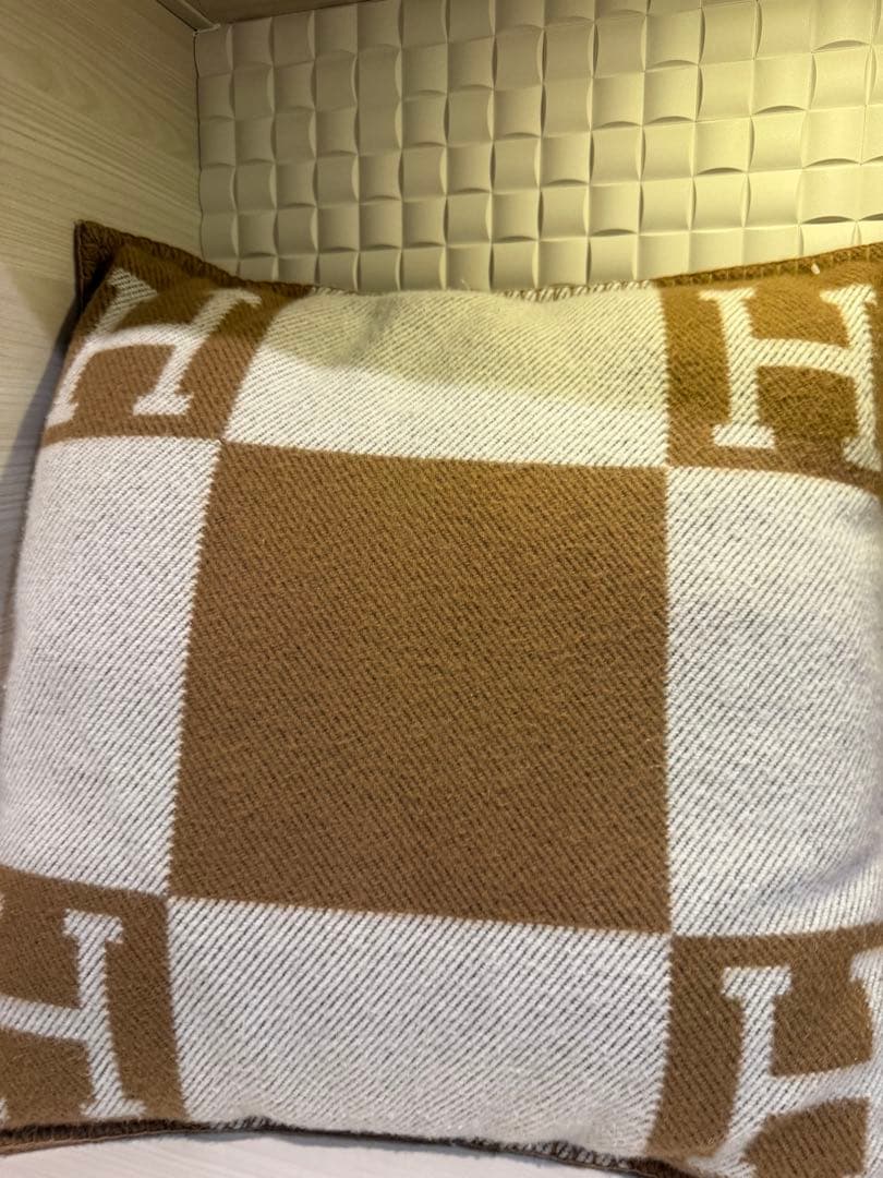 エルメス HERMES クッション アヴァロンIII PM エルメスクッション