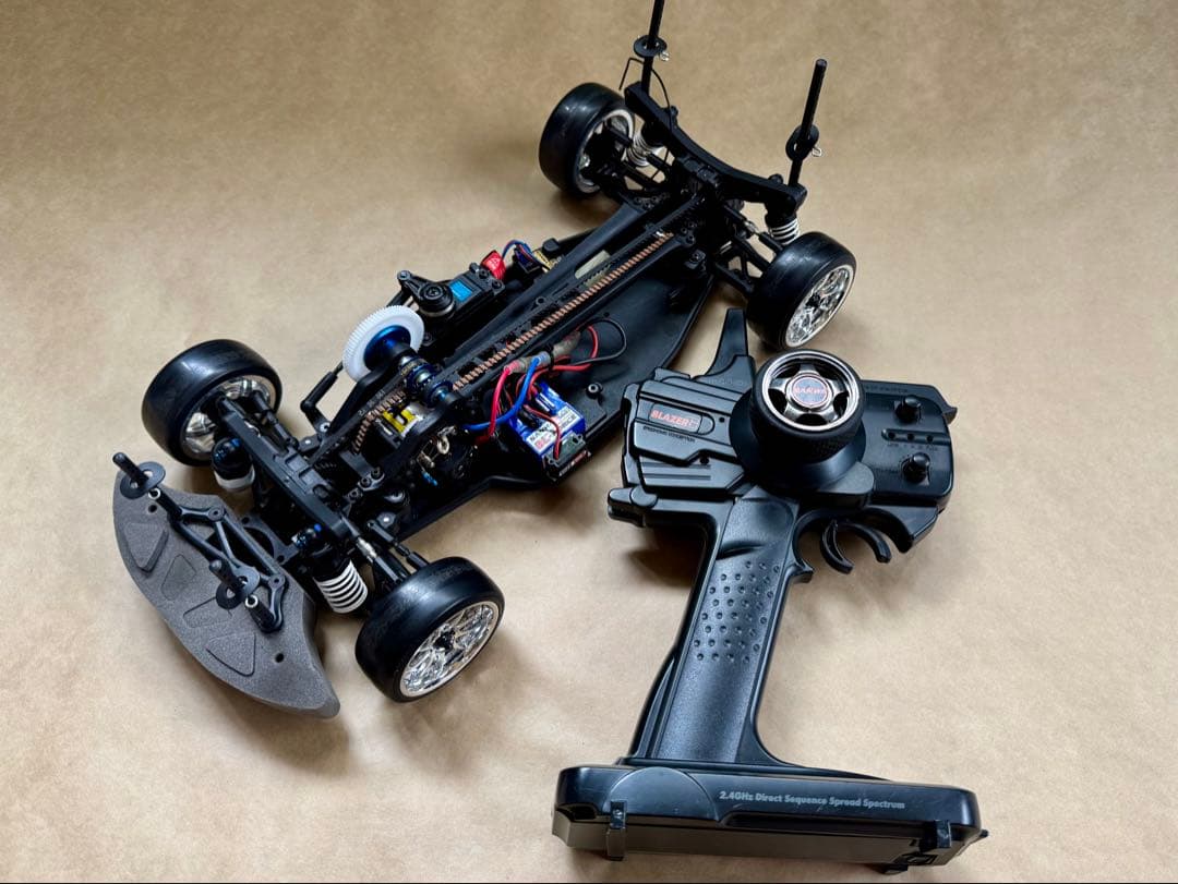 カ*ィ様 ヨコモ ドリフトパッケージ DIB Ver.RS ボディ/メカ付 完動