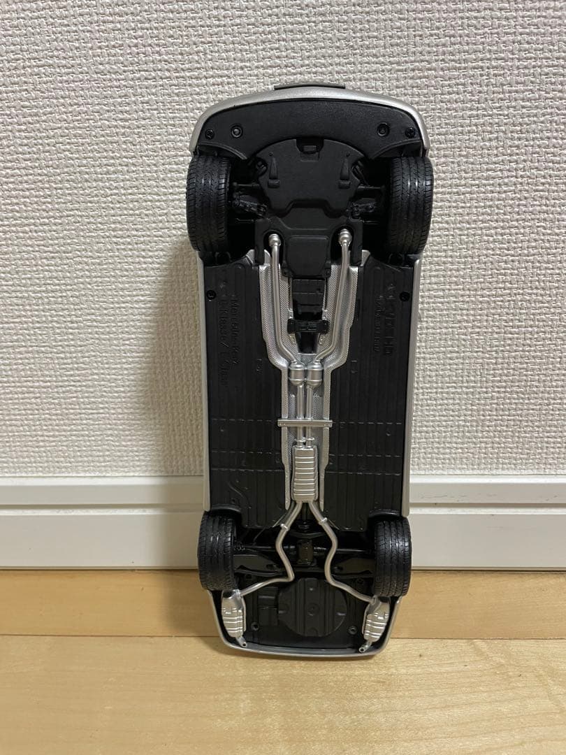 1/18 E-Class 京商 メルセデスベンツ Eクラス ミニカー