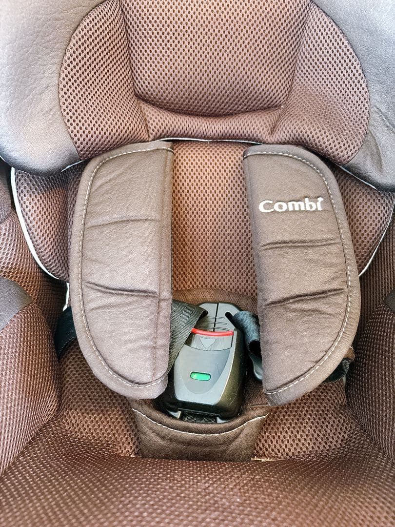 コンビ チャイルドシート combi ネルーム Lite 新生児対応