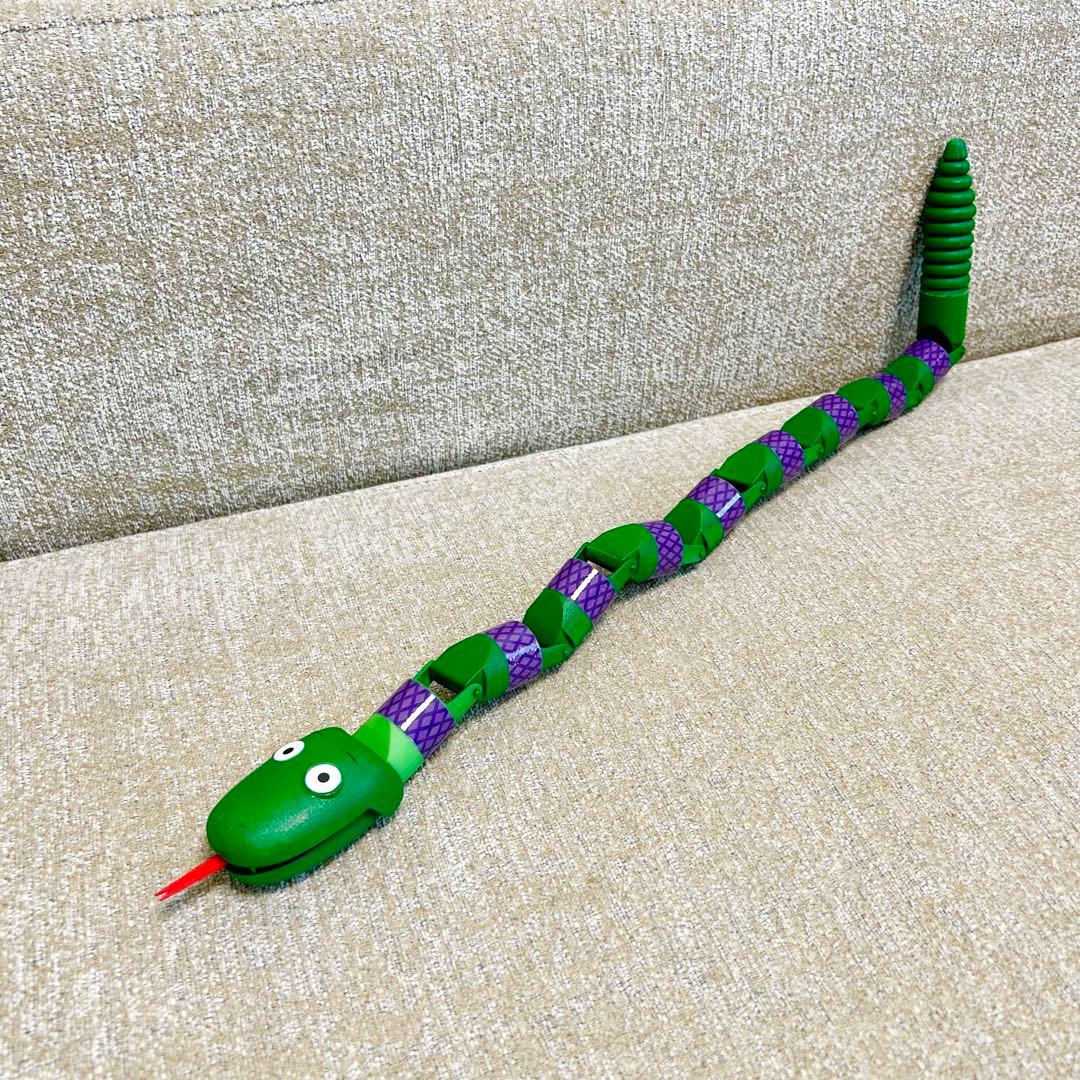 トイストーリー スネーク 絶版 実物大