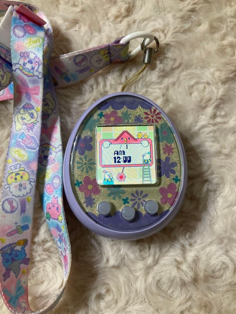 ✳︎たまごっちみーつ本体&ストラップ付き✳︎