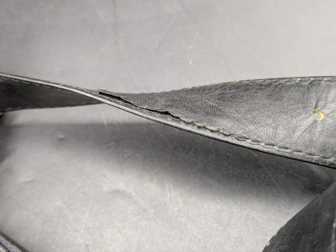 LOEWE アナグラム ショルダーバッグ ヴィンテージ オールレザー