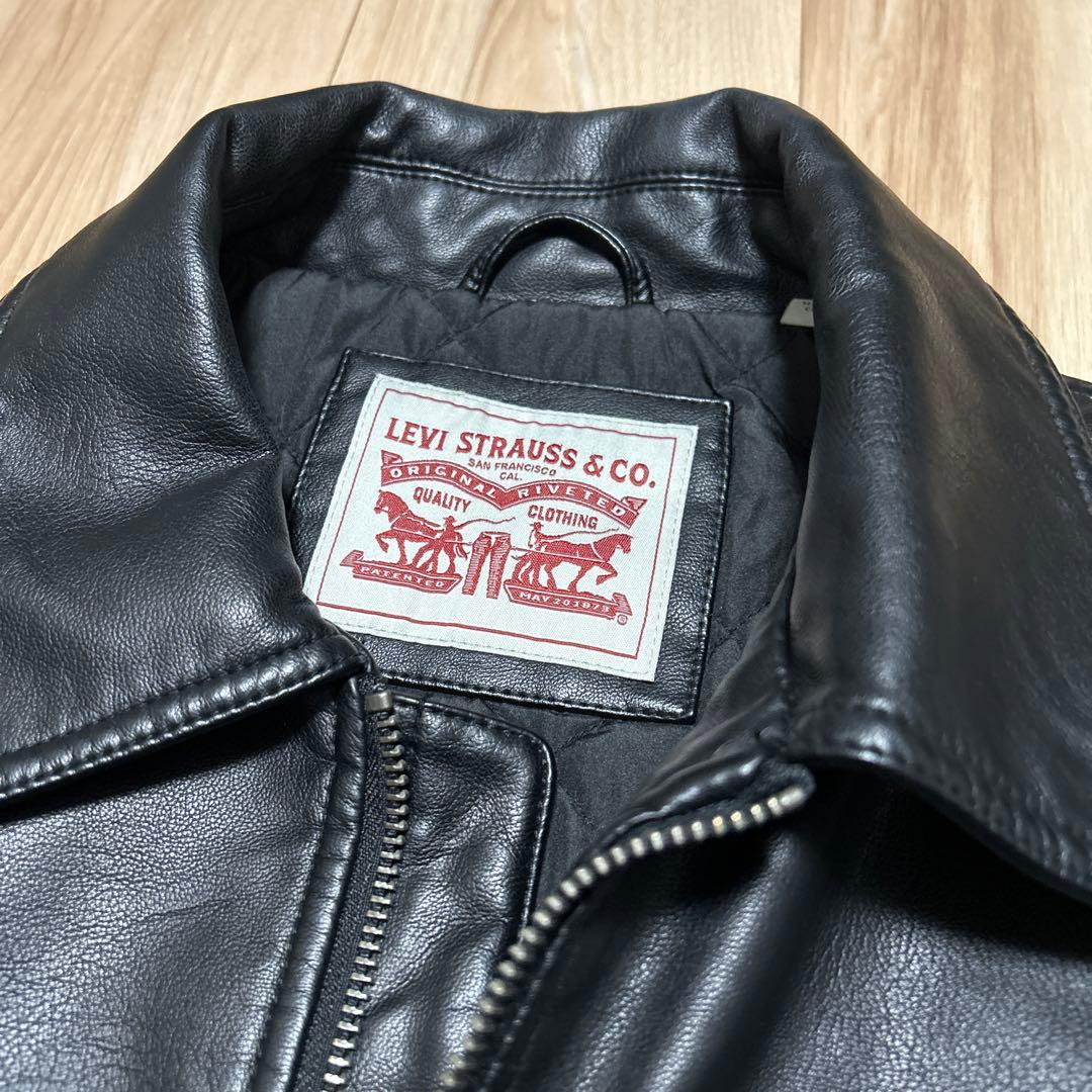 リーバイス レザージャケット A-2 フライトジャケット フェイクレザー