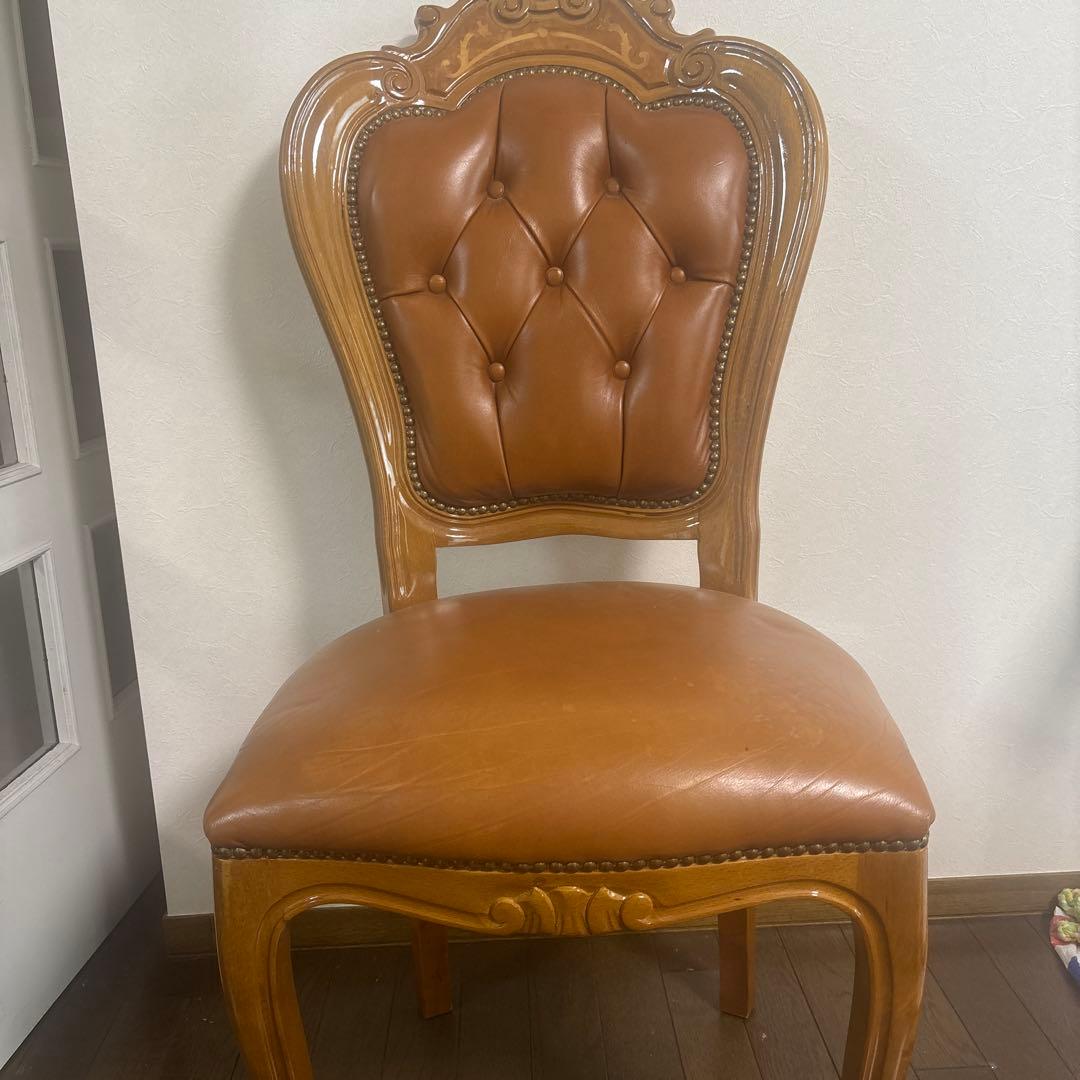 クラシックスタイル ブラウンチェア