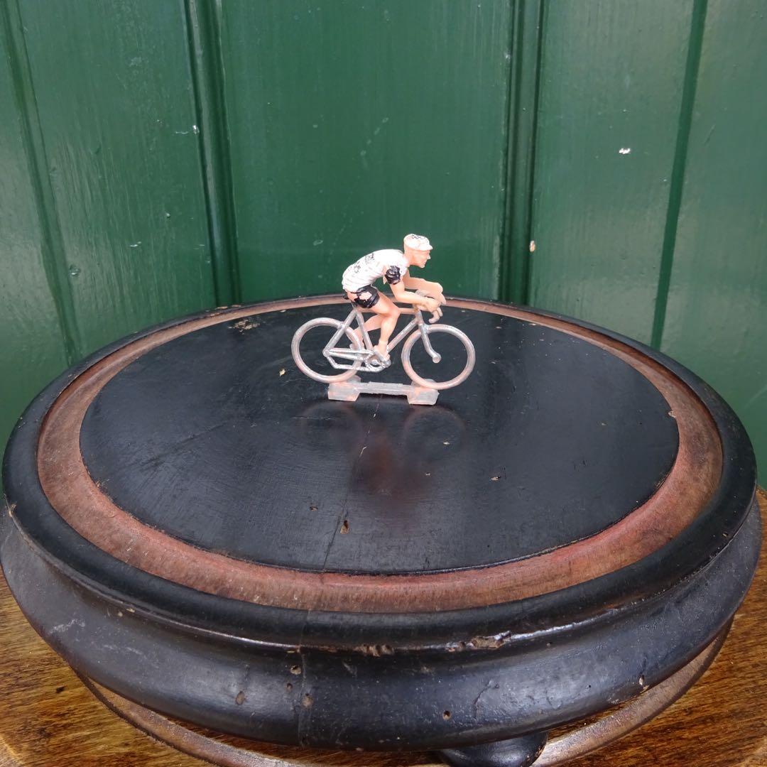 アンティーク ブロカント 店舗什器 アクセサリー台 ガラスドーム 土台