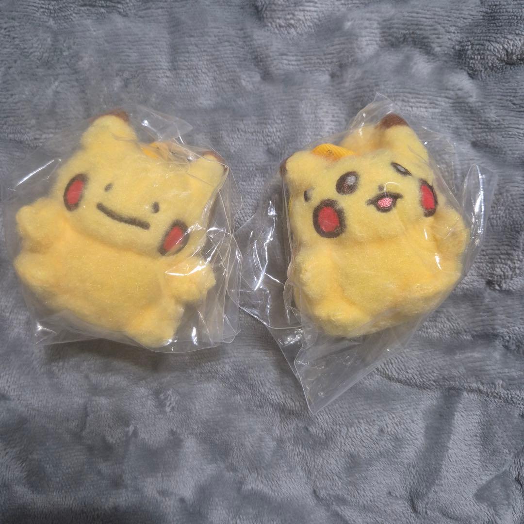 【韓国限定】ポケモン メタモン ピカチュウ マスコット 2点セット 韓国限定】ポケモン公式 ピカチュウに変身！ メタモン ぬいぐるみ