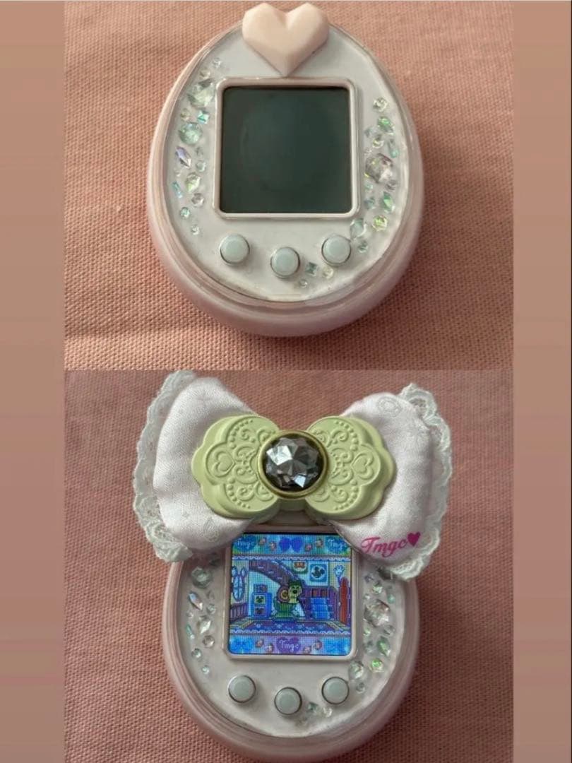 Tamagotchi P's 本体 ＋ キャラクターコラボピース4点セット