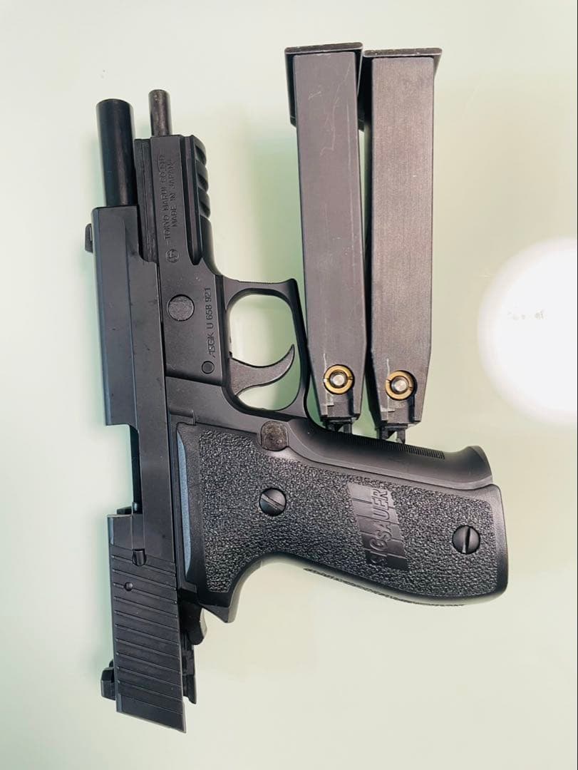 SIG SAUER P226 RAIL ガスガン　東京マルイ