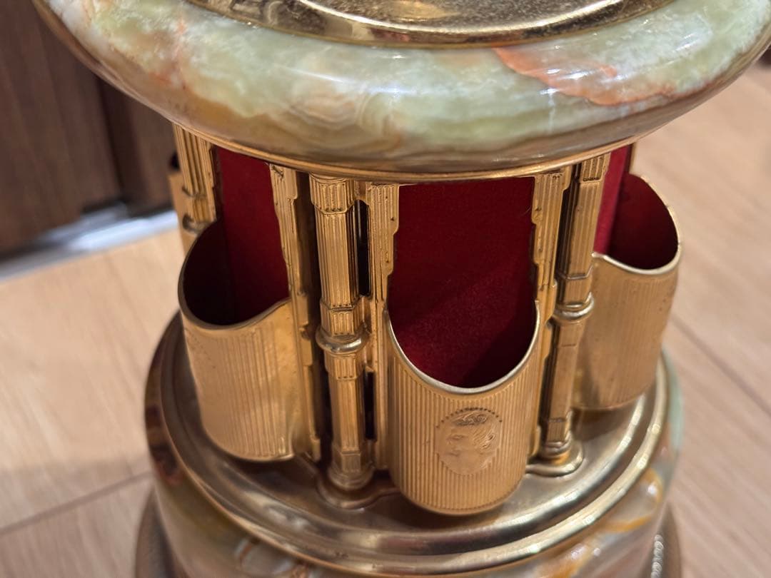 イタリア製オルゴール付き大理石シガレットケース葉巻入れ