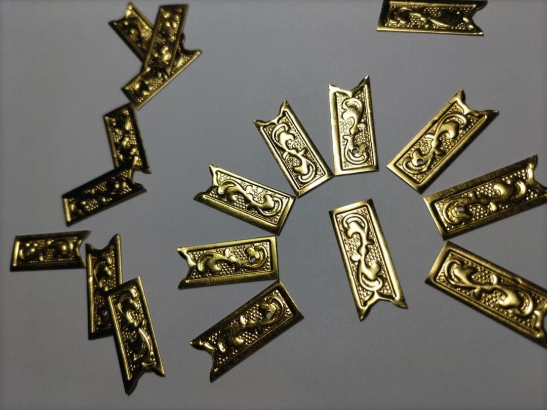 ★☆26ｍｍｘ 100枚【唐草真鍮金具】 神輿、山車、祭り、飾り真鍮金具