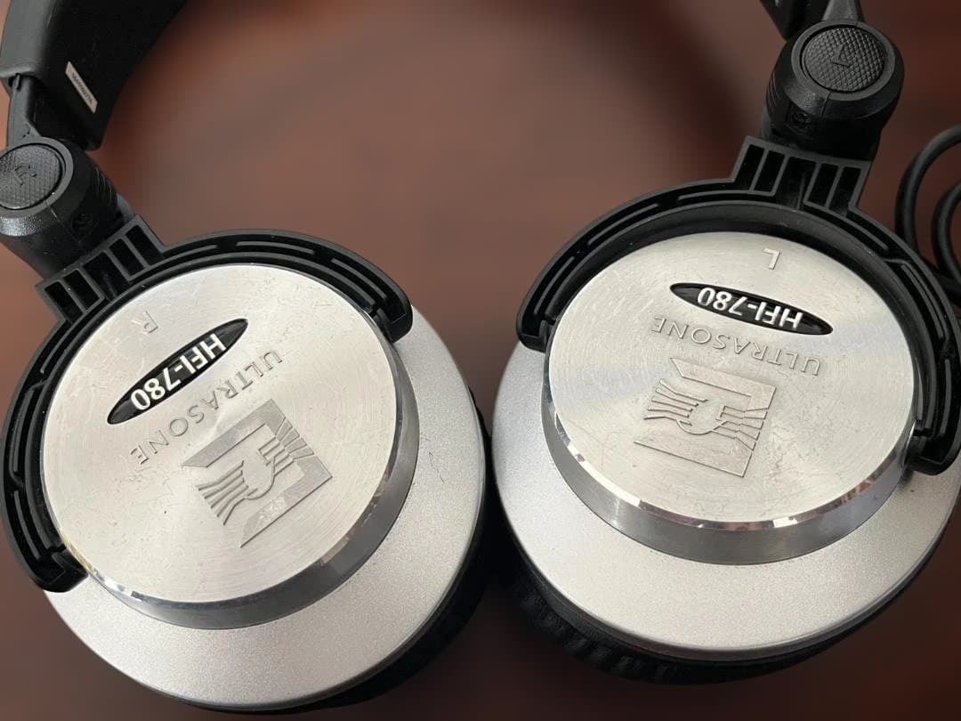 ◇ULTRASONE HFI-780 密閉ダイナミック型ヘッドホン - メルカリ