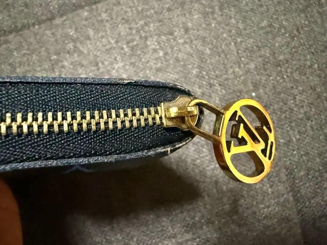 最終値下げ！LOUIS VUITTONゲームオンモノグラム ジッピーパース