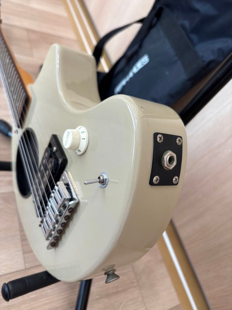 ミニギター　ZO-3 FERNANDES