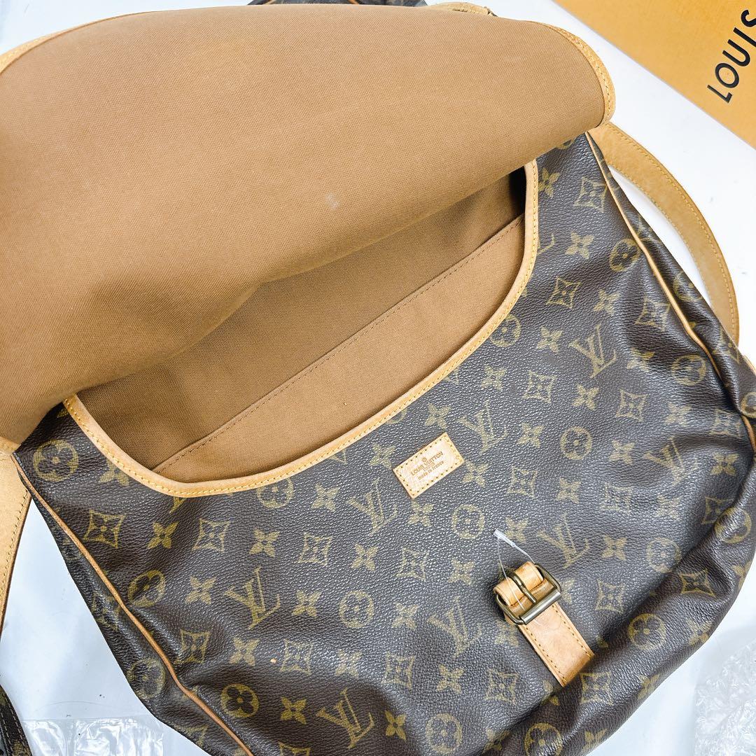 ルイヴィトン　モノグラム　ソミュール35 ショルダーバッグ
