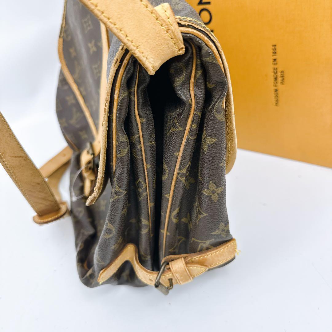 ルイヴィトン　モノグラム　ソミュール35 ショルダーバッグ