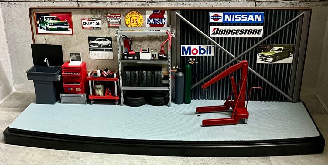 国産名車 1/24 ローレル カスタム ガレージ ジオラマ 旧車 ミニカー