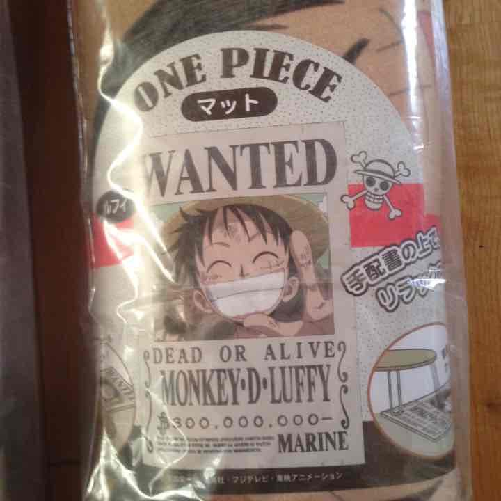 ONEPIECE / ワンピース 手配書 マット クッション ルフィ チョッパー