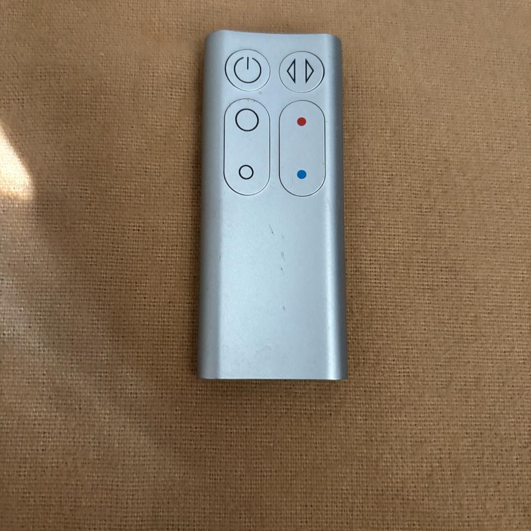 dyson hot＋cool AM04 ファンヒーター（リモコン付き）ホワイト