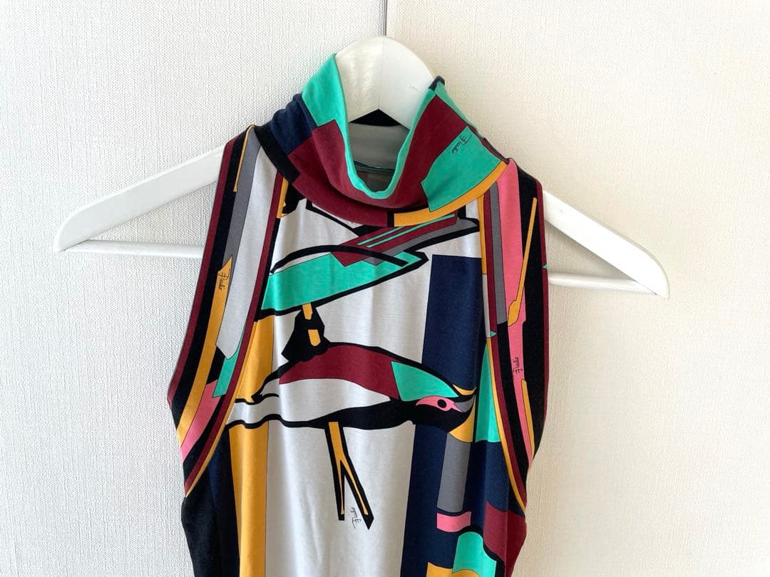 EMILIO PUCCI ノースリーブトップス　エミリオプッチ