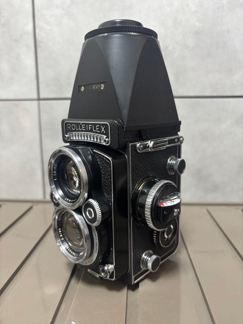 Rolleiflex 2.8F White Face Xenotar 二眼レフ