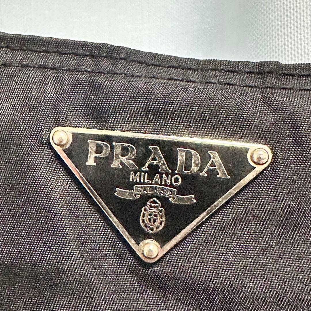 PRADA ナイロン ハンドトートバッグ 手持ちはレザー