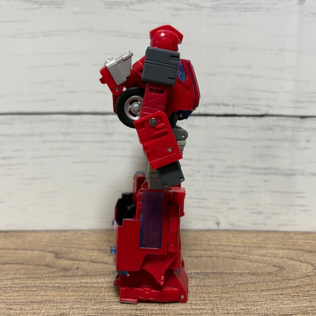 SS-97 アイアンハイド トランスフォーマー スタジオシリーズ