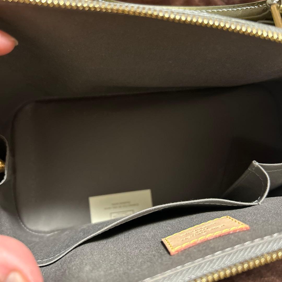 Louis Vuitton ハンドバッグ