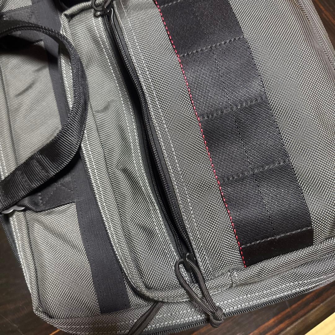 BRIEFING B4 OVER TRIP オーバートリップ ほぼ未使用