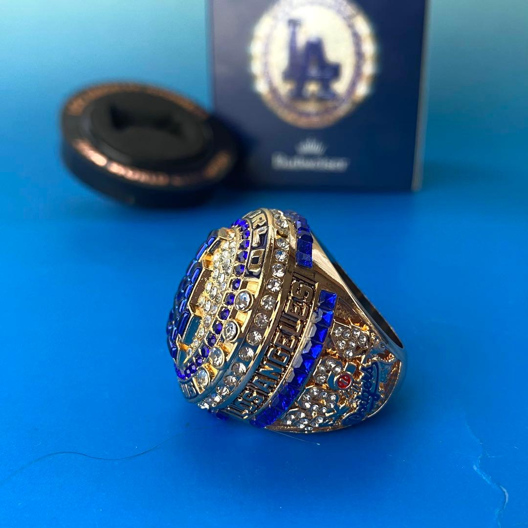 7/21限定球場配布 カーショウ ドジャース ワールドチャンピオンリング