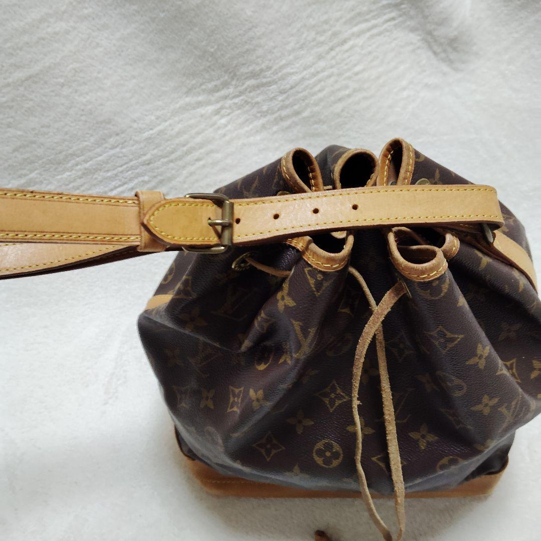 ルイヴィトン　ノエ　ショルダーバッグ　モノグラム　巾着型　M42224　ブラウン
