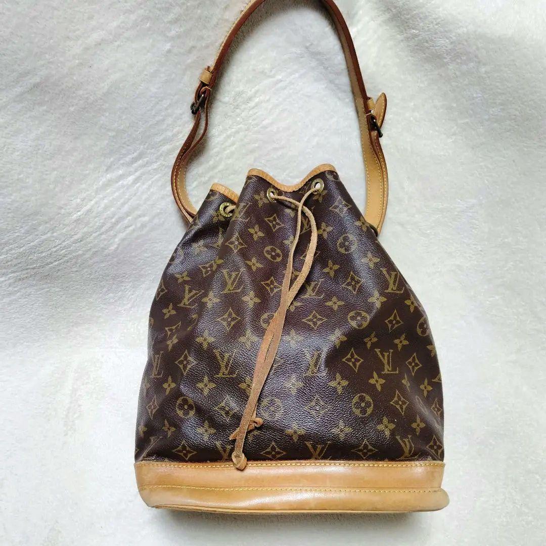 ルイヴィトン　ノエ　ショルダーバッグ　モノグラム　巾着型　M42224　ブラウン