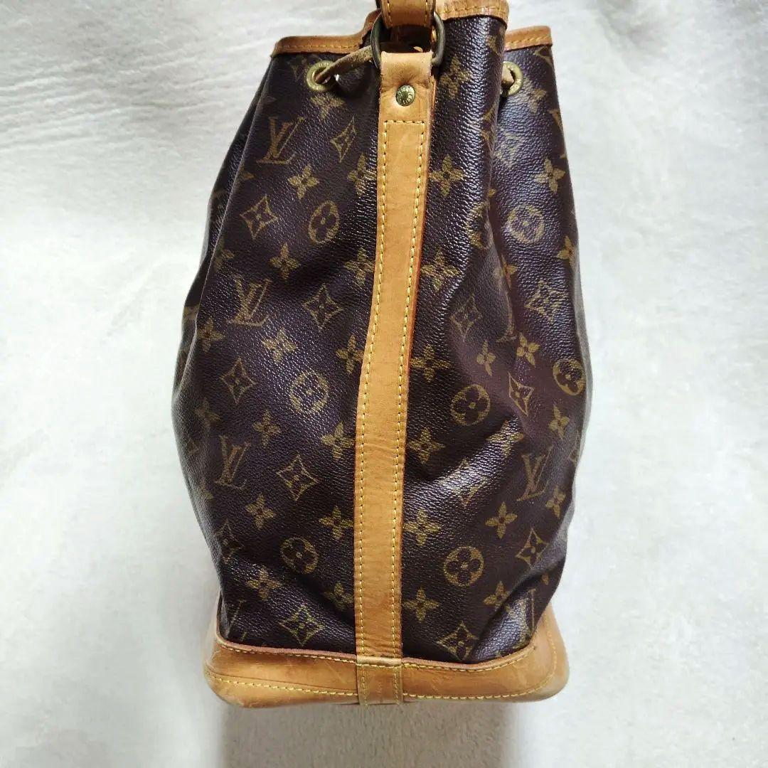 ルイヴィトン　ノエ　ショルダーバッグ　モノグラム　巾着型　M42224　ブラウン