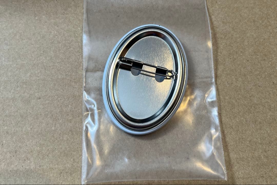 ミ*ギ様 文豪ストレイドッグス ブローチ風缶バッジ 江戸川乱歩