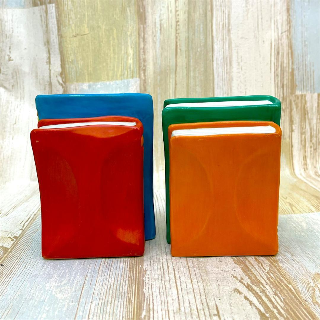 ミッキーマウス ミッキーハンド型 トゥーンタウン ブックエンド ブックスタンド