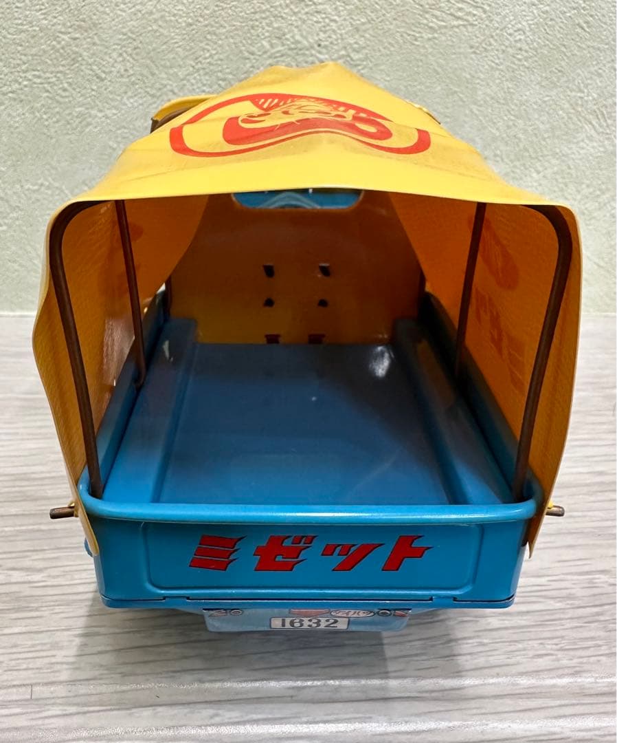 【コンちゃん幌】ブリキDKA型　ダイハツ　大村崑　ミゼット1990 車ミニカー