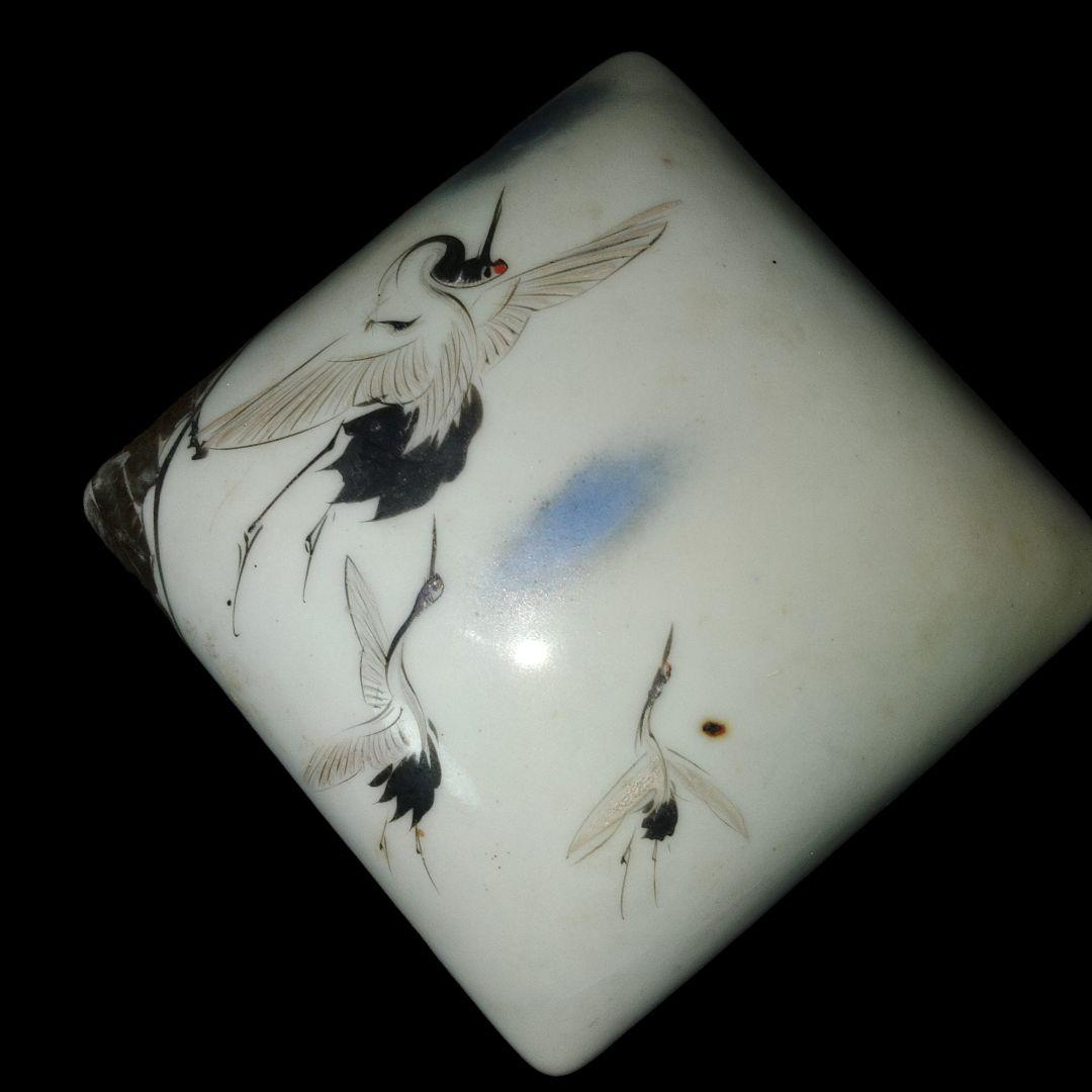 有田焼　松峰　金彩色絵重箱　4段積