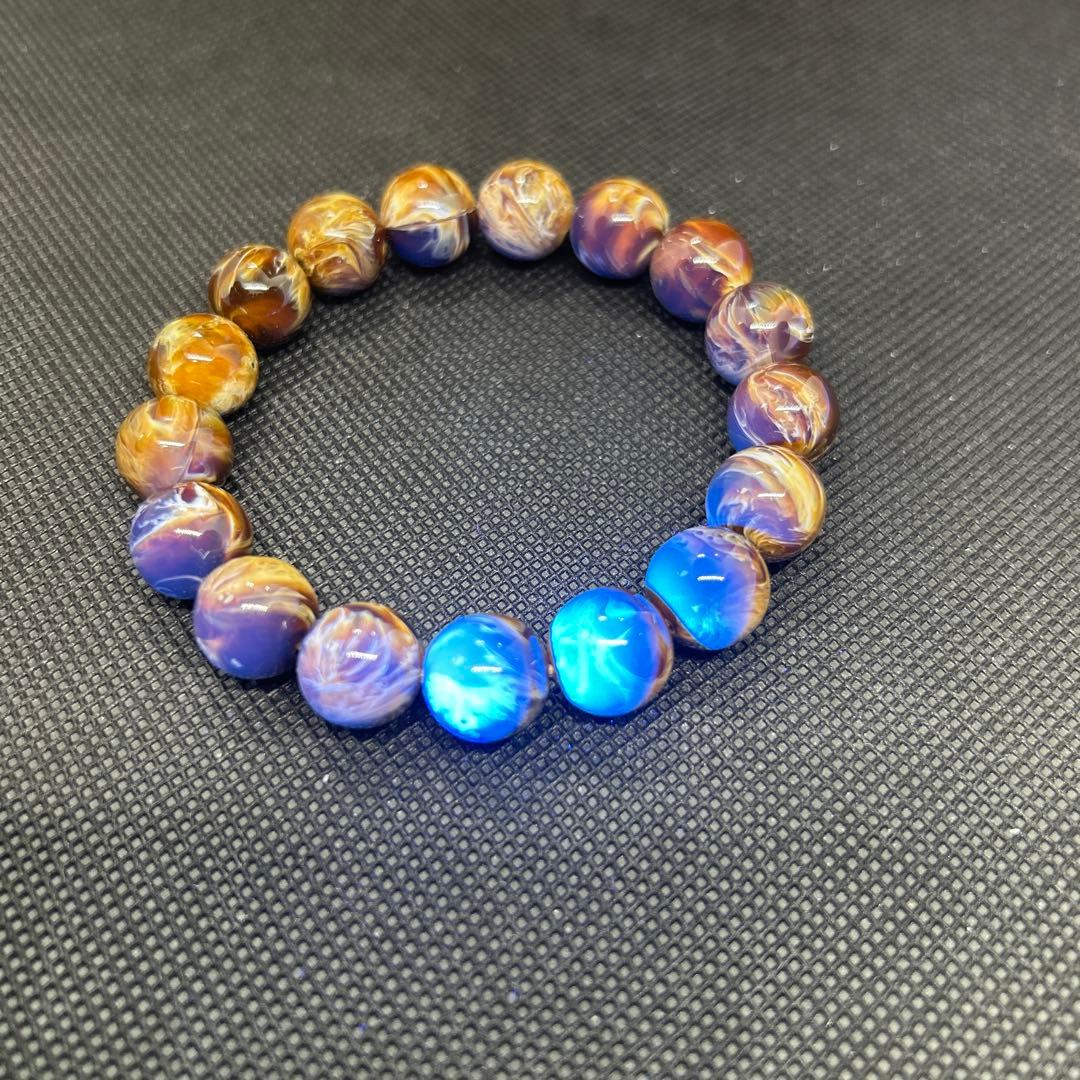 花琥珀のブレスレット