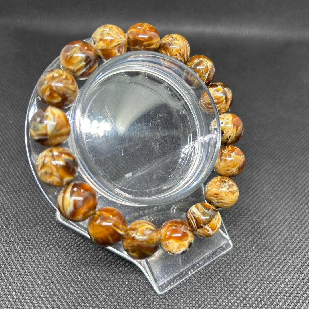 花琥珀のブレスレット