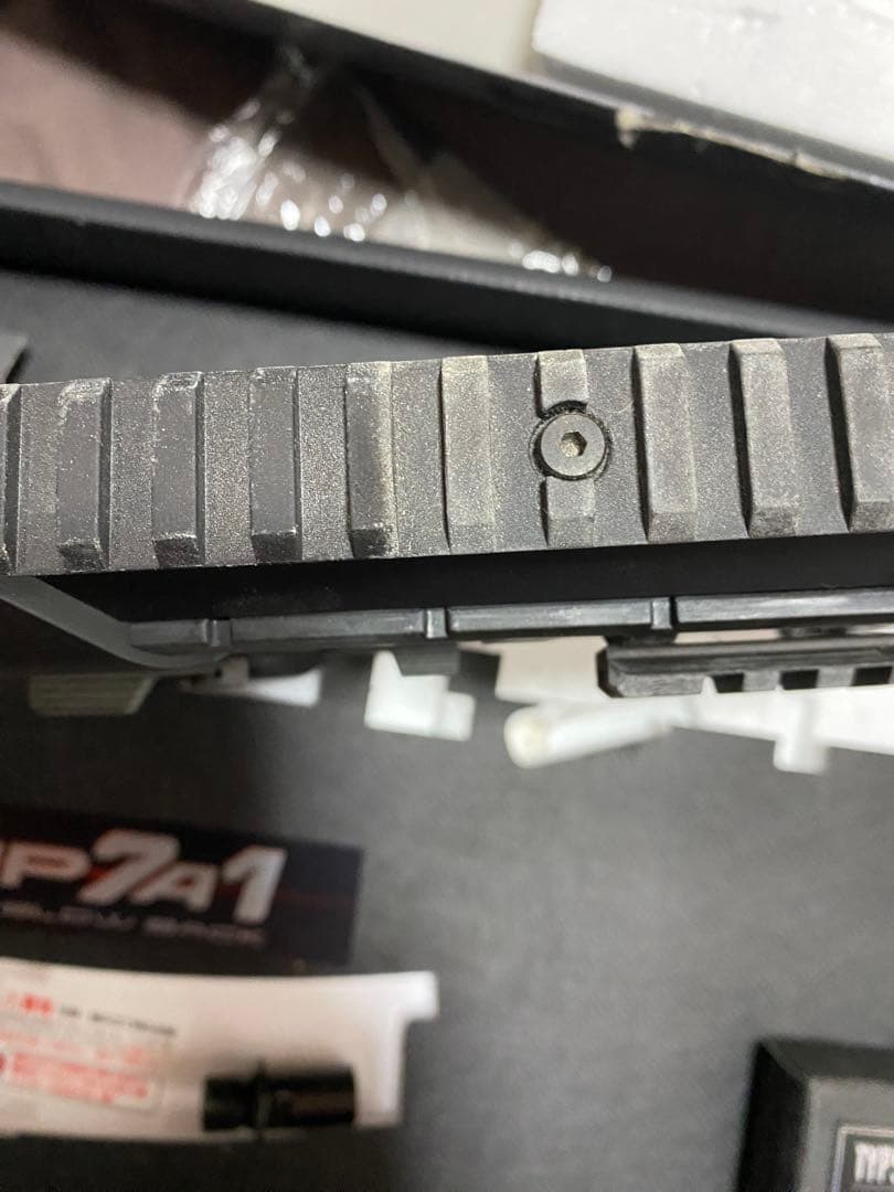 東京マルイ　MP7A1 ガスブロ　マガジン２本　スイベル付き