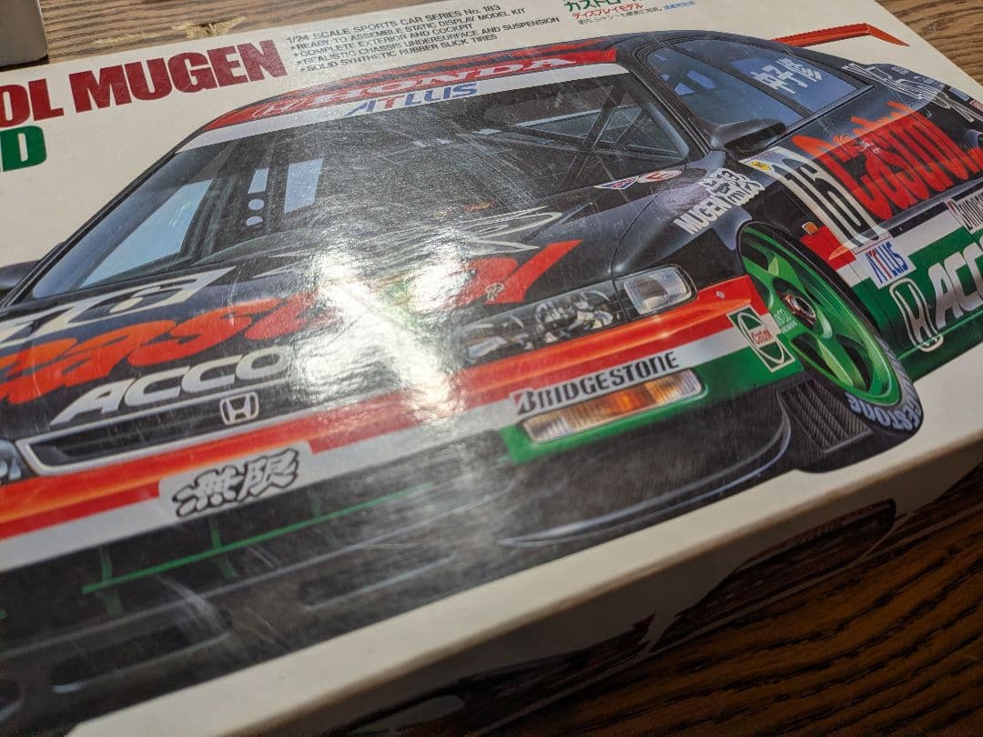 タミヤ TAMIYA　プラモデル カストロール 無限 アコード