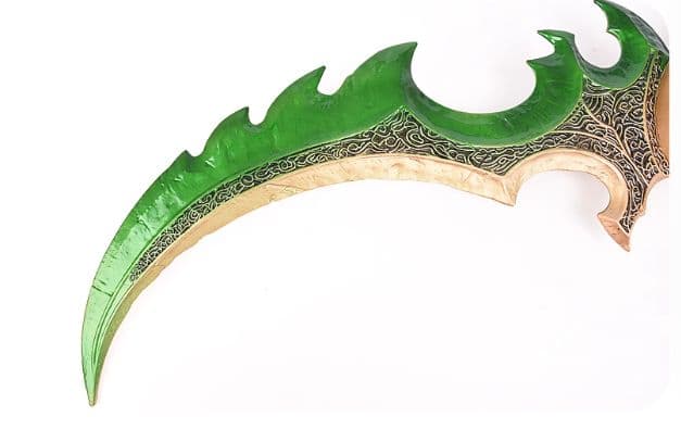 エッグナイフアイシンノス戦刃 魔獣ゲーム 古兵器 武具 冷兵器 映画 長剣