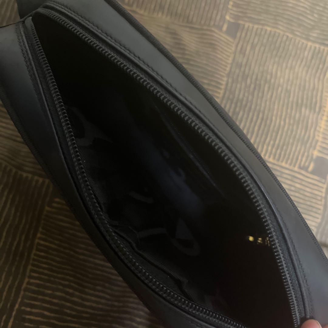 Salvatore ferragamo ヴァラリボン ショルダーバッグ