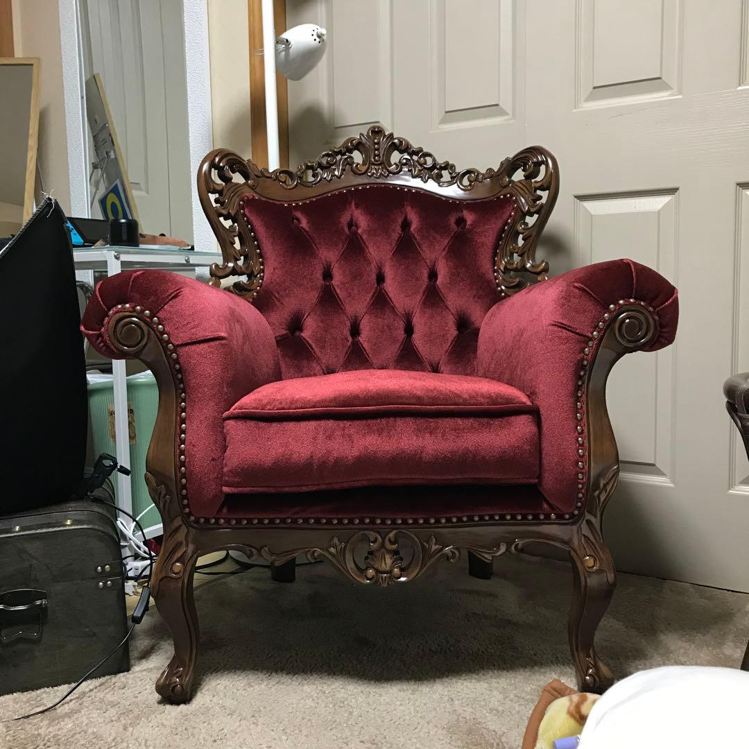 赤いベルベット アンティーク風椅子