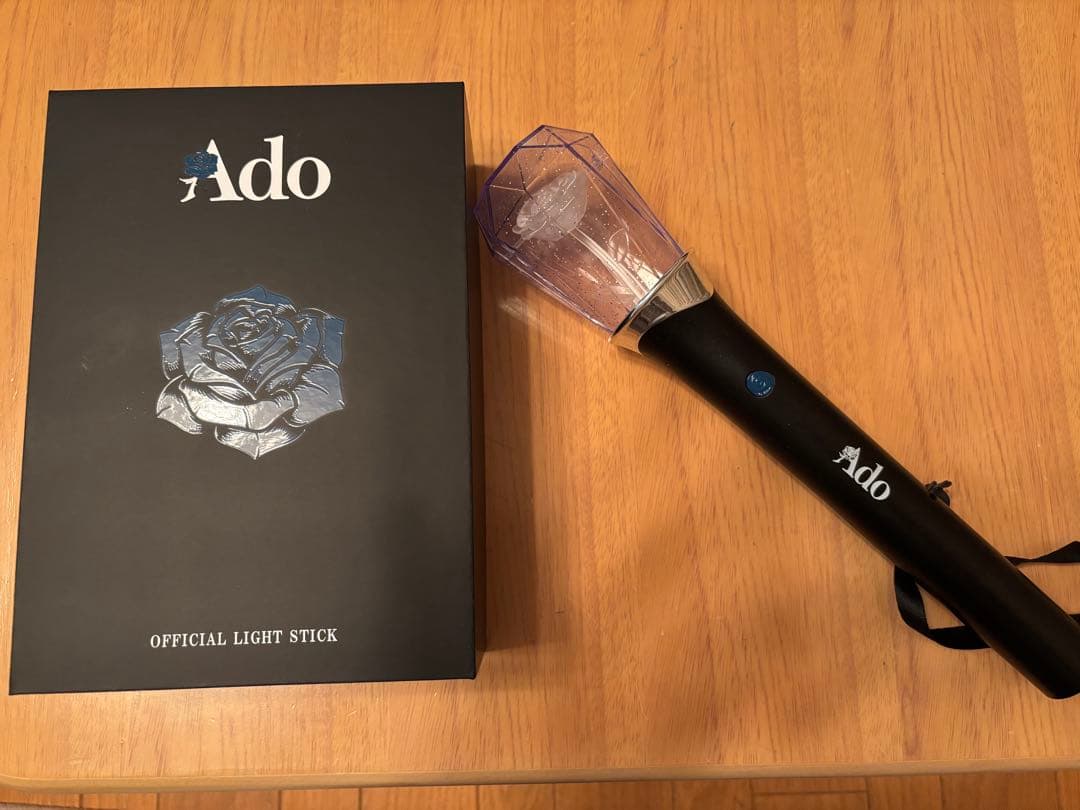 シルバさん専用Ado 2025 よだか vip特典 スノードーム＆ブローチ