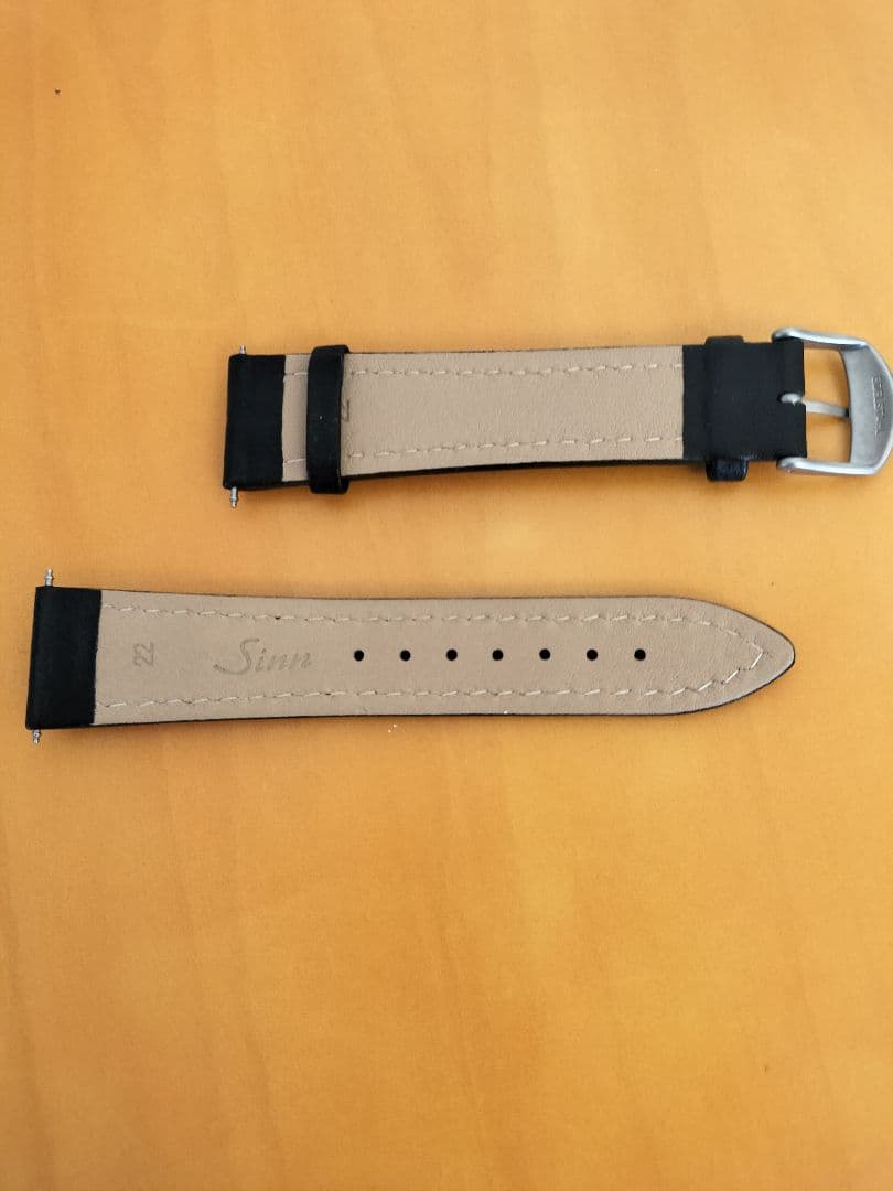 Sinn純正新品革ベルト22mm尾錠付き