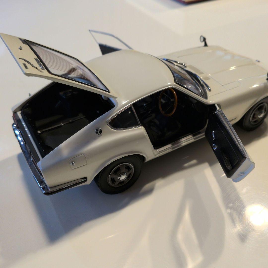 フェアレディZ ホワイト 1/18 ミニカー 京商 NISSAN TOY Car