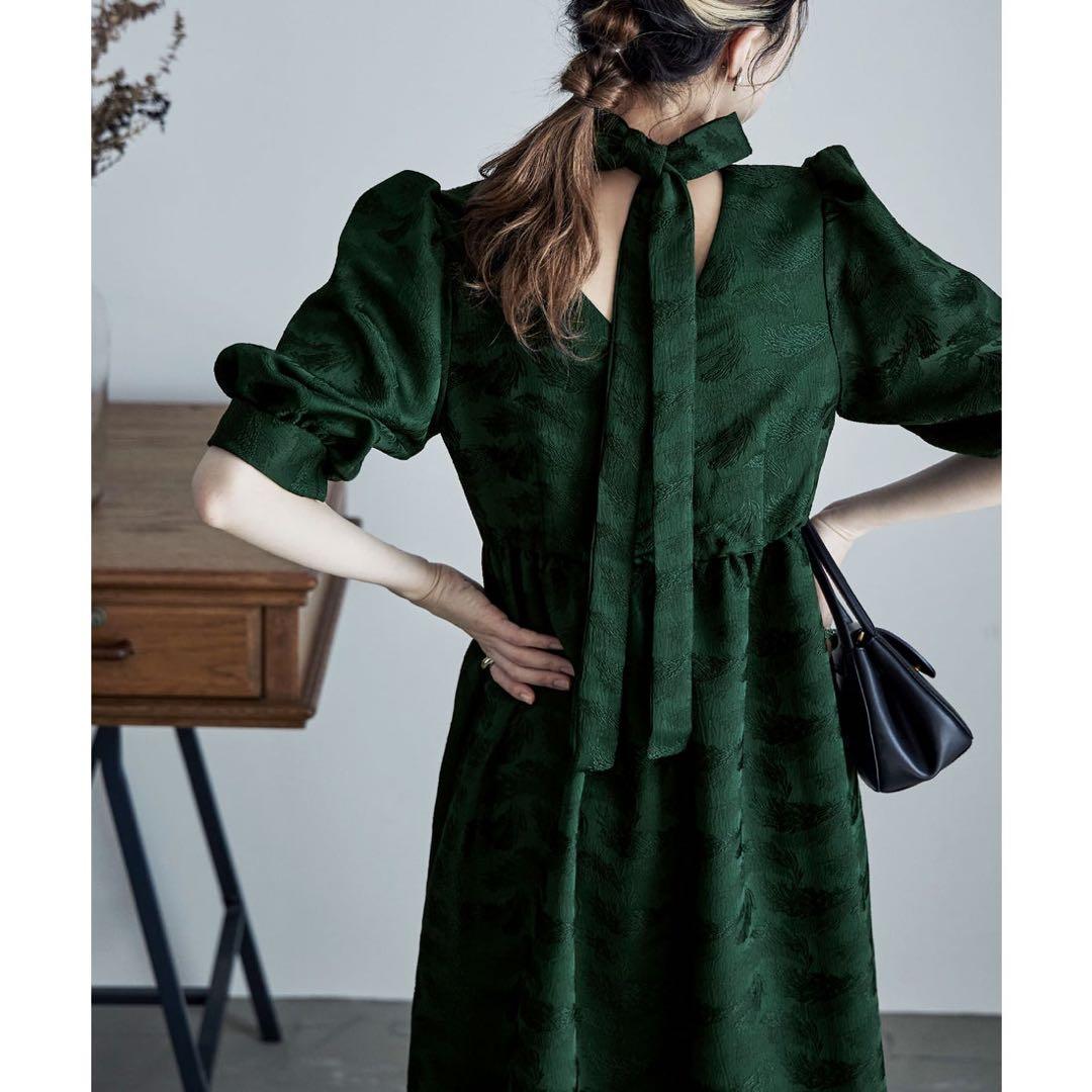 etoll. エトル　ジャガード　パフ　スリーブ　ドレス グリーン