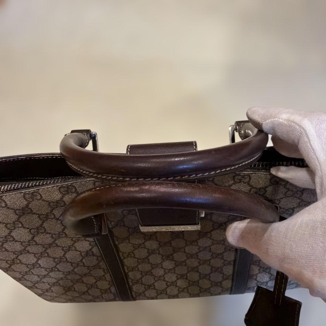 美品　グッチ　Gucci GGパターン ビジネスバッグ　ノートパソコン収納